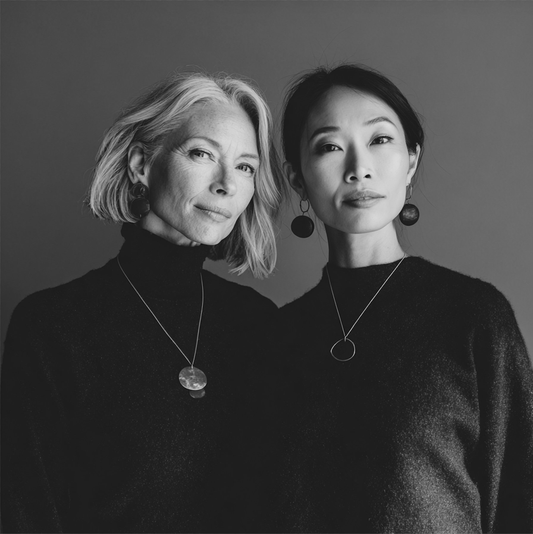 Linea founders - two women in minimalist jewelry